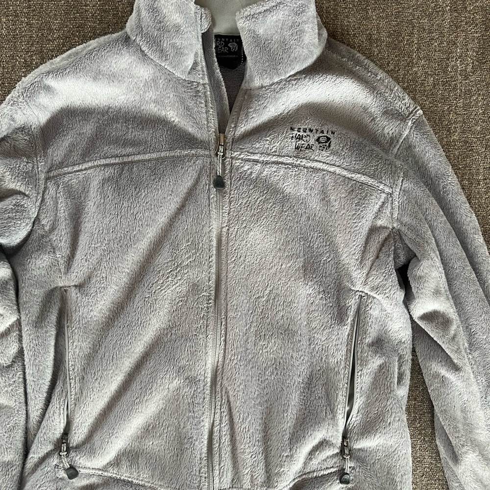 Women’s fuzzy fleece jacket